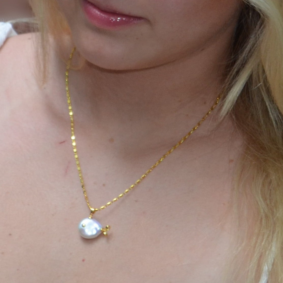 Shimmer Gold Fish Necklace