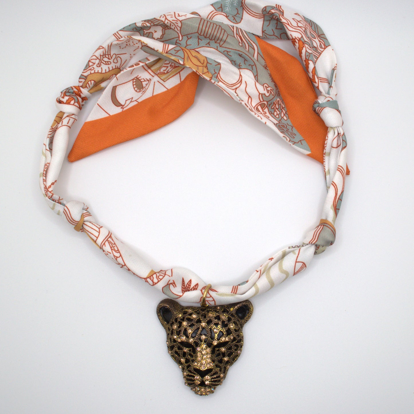 Scarf Cheetah Pendant Necklace