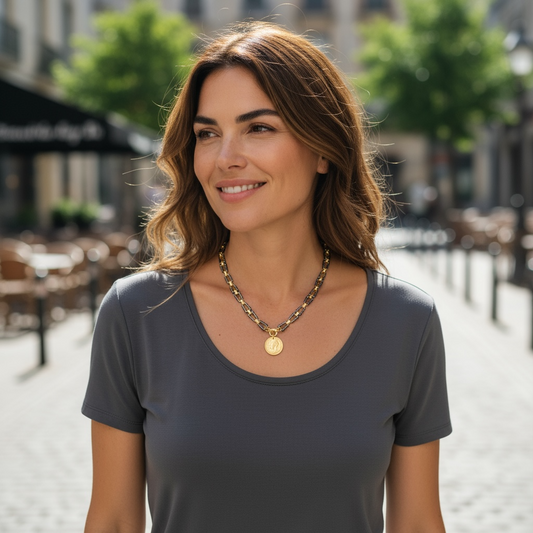 King George on mixed metal chain